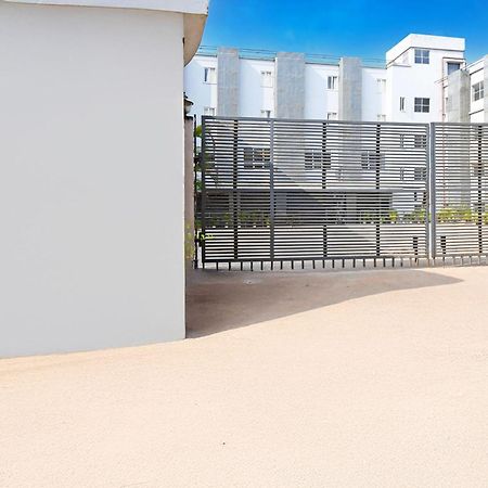 מלון בובנשוואר Super Townhouse Mancheswar Industrial Estate מראה חיצוני תמונה