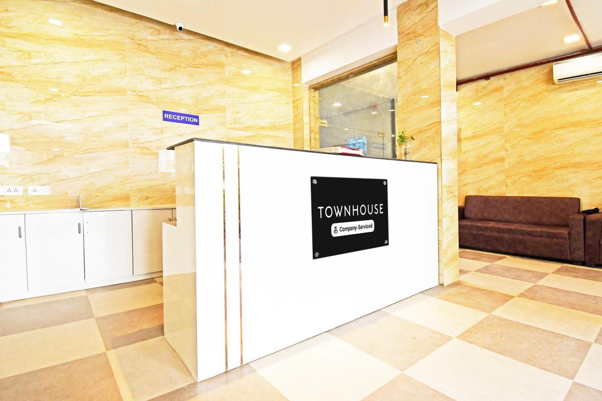מלון בובנשוואר Super Townhouse Mancheswar Industrial Estate מראה חיצוני תמונה