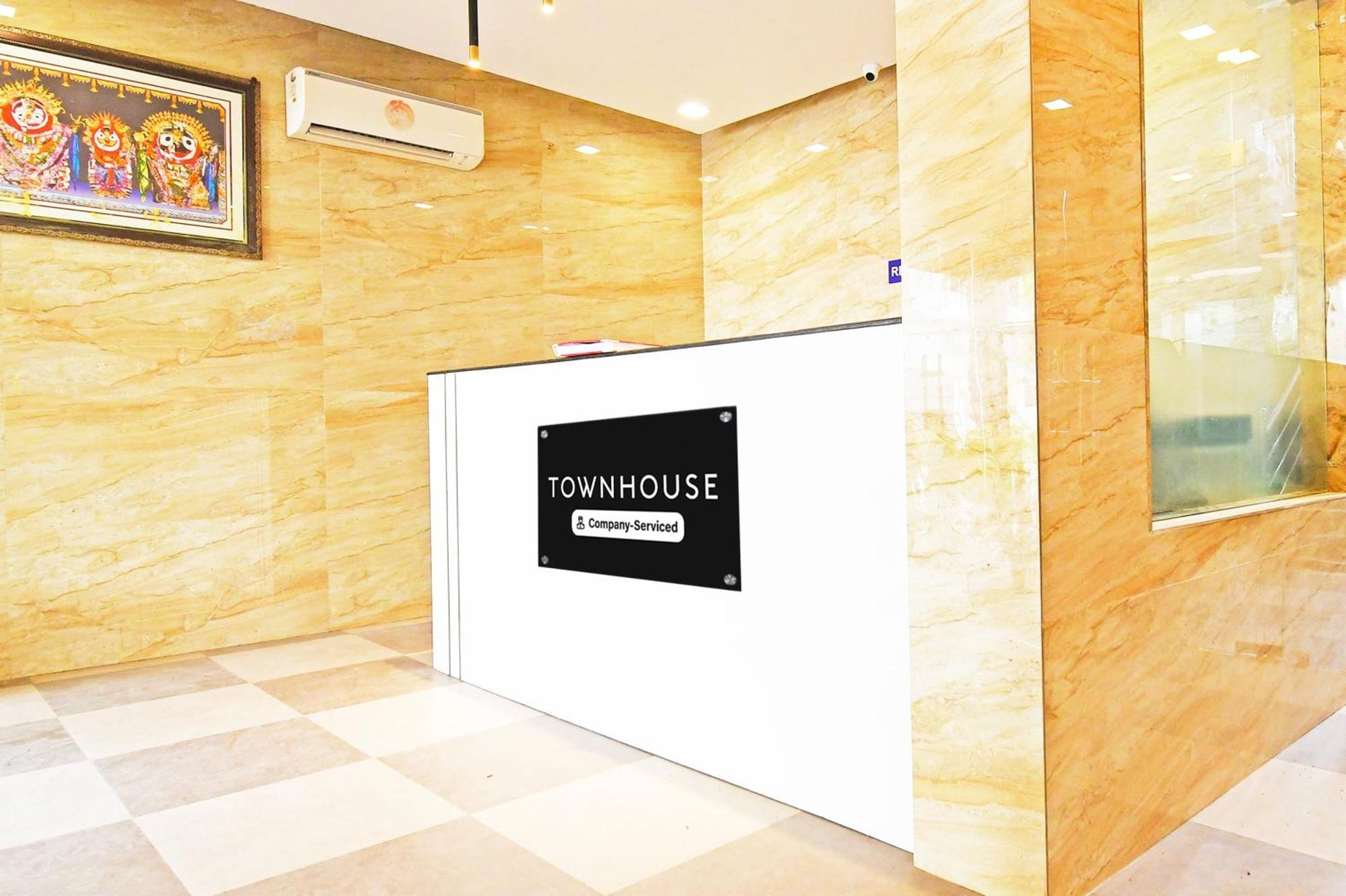 מלון בובנשוואר Super Townhouse Mancheswar Industrial Estate מראה חיצוני תמונה
